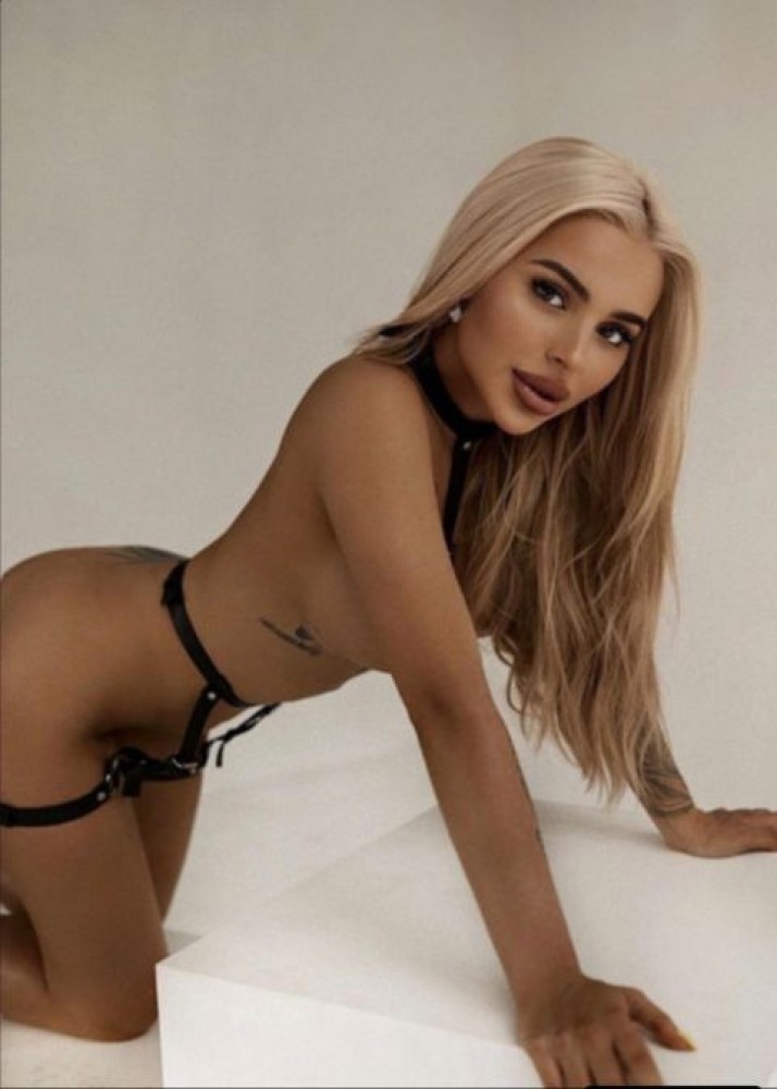 Индивидуалка Ксюша главное фото в городе Старица 