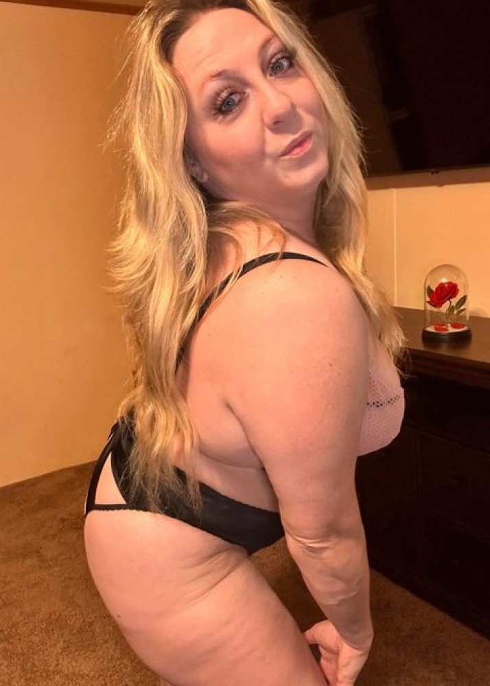 Индивидуалка Лена фото № 2 в городе Старица