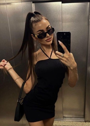 Анжела, Г. Старица